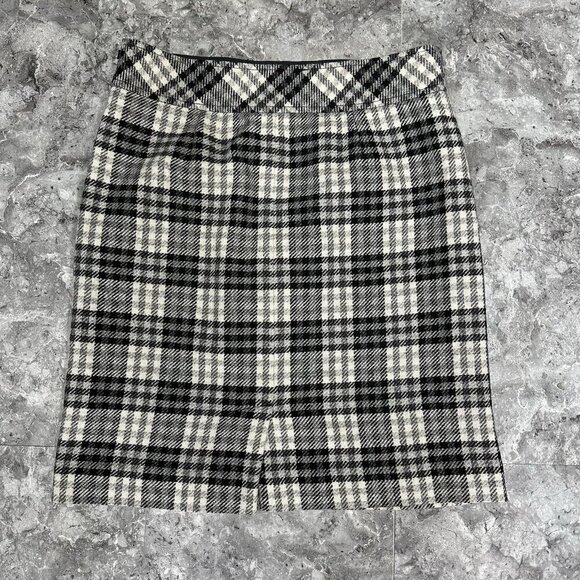 Vintage LL Bean Wool Blend Black & White Tartan Plaid Lined Skirt Size 8 Reg - Picture 1 of 6